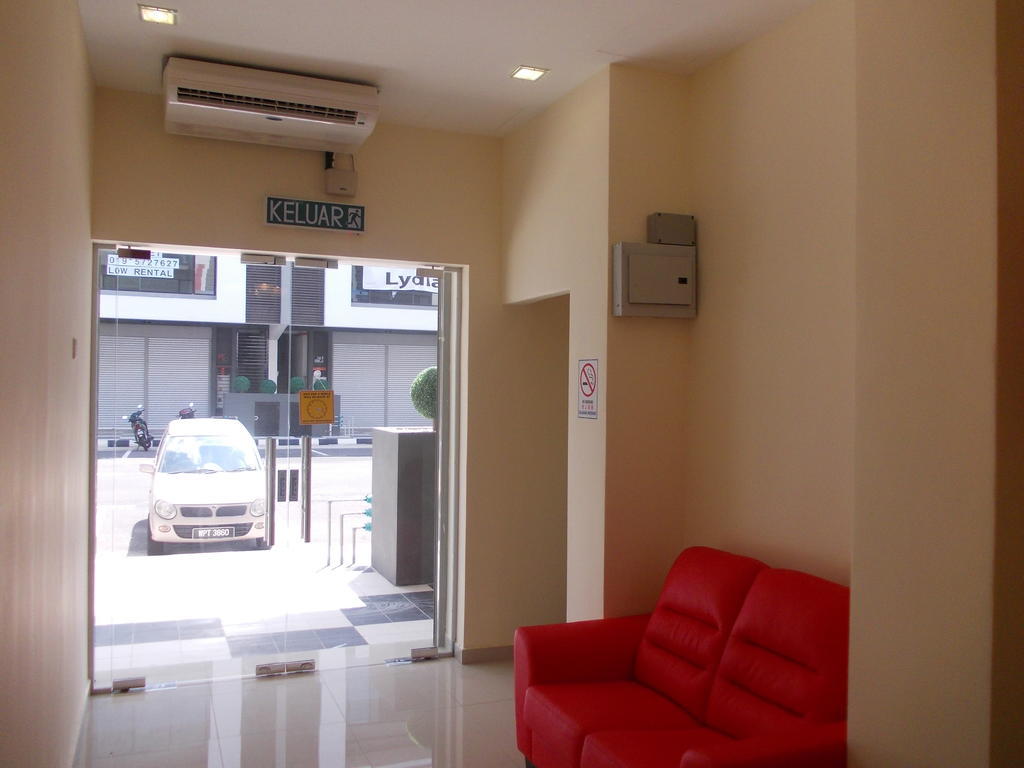Dream Inn Hotel Bandar Mahkota Cheras Exteriör bild